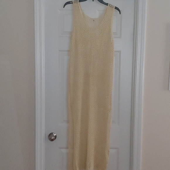 Mesh Swimwear cover up - Picture 3 of 3